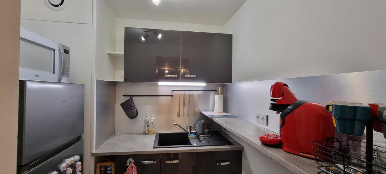 Surgères Maisonnette Design Le Cosy - Amazon Prime - A 3Mn A Pied Du Marche - Non Climatise - מראה חיצוני תמונה
