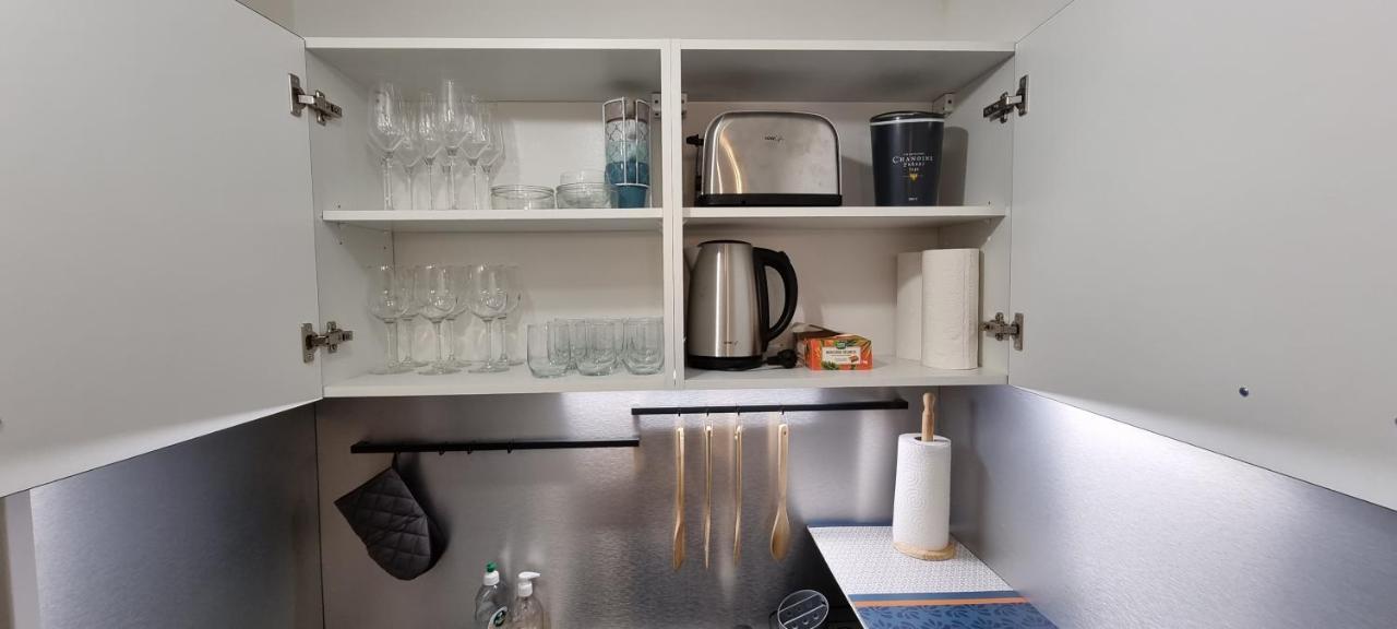 Surgères Maisonnette Design Le Cosy - Amazon Prime - A 3Mn A Pied Du Marche - Non Climatise - מראה חיצוני תמונה